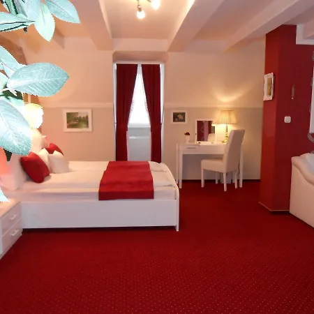 Hotel Melany 4*