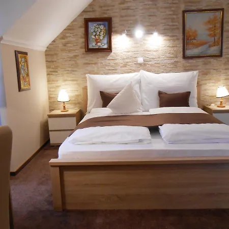 Hotel Melany 4*