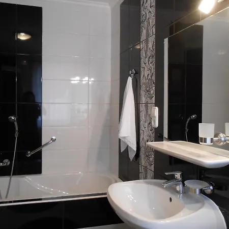 Melany Hotel